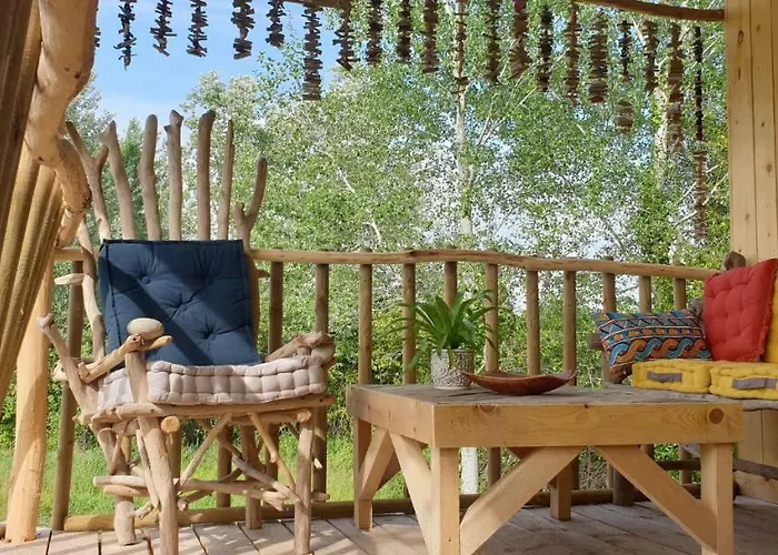 La Cabane Perchee