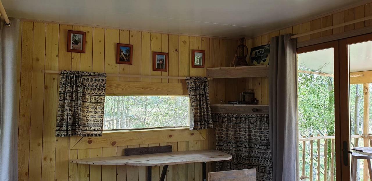 Luxury tent La Perchee Villelaure